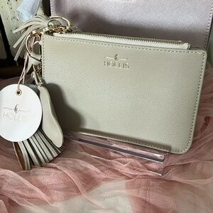 NWT Hollis pouch bag